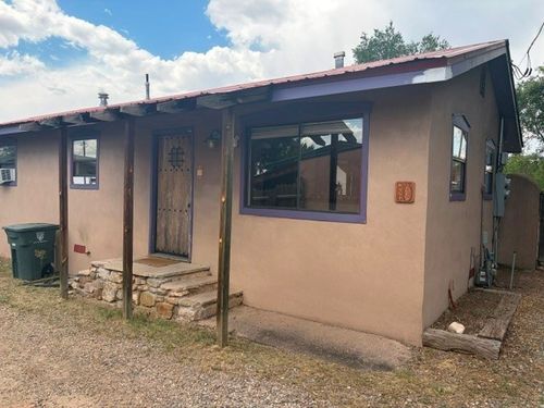 645 1/2 D W San Francisco Street, Santa Fe, NM, 87501 | Card Image