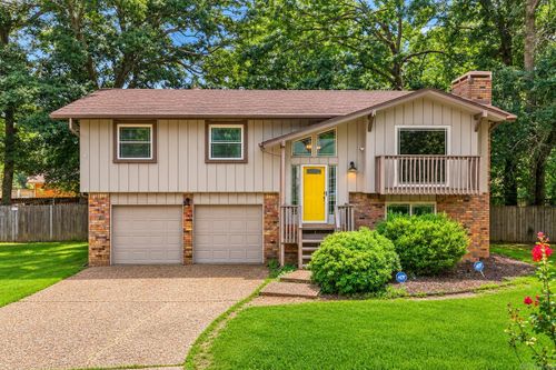 102 Oxford Cv, Jacksonville, AR, 72076-3323 | Card Image