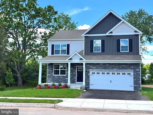 3029 Martha Way, PENNSBURG, PA, 18073-9806 | Card Image