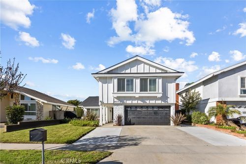 2624 S Griset Pl, Santa Ana, CA, 92704-5541 | Card Image