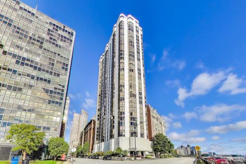 apt-26d-990 N Lake Shore Dr, Chicago, IL, 60611-1381 | Card Image