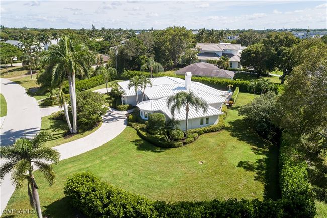 420 Palm Cir E, House other with 4 bedrooms, 4 bathrooms and null parking in Naples FL | Image 37