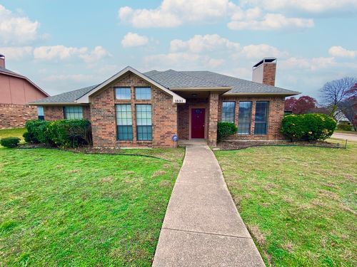 1531 La Paz Dr, Plano, TX, 75074-7923 | Card Image