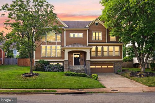 4226 40th St N, ARLINGTON, VA, 22207-4610 | Card Image