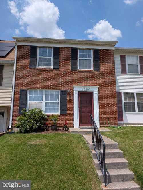 3002 Brinkley Station Dr, TEMPLE HILLS, MD, 20748-6174 | Card Image