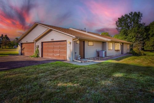 3743 Goodwin Ave N, Oakdale, MN, 55128-3018 | Card Image