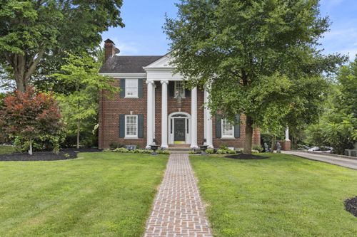 617 Chestnut St, Berea, KY, 40403-1550 | Card Image