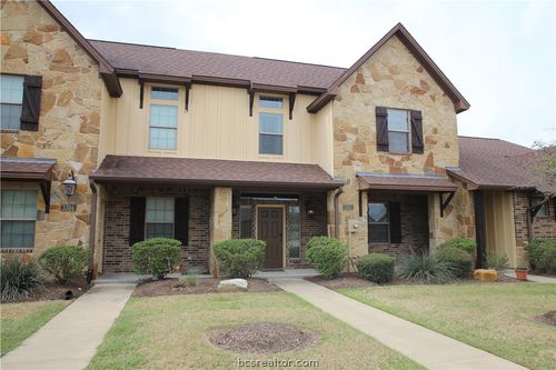 3302 Travis Cole Ave, College Station, TX, 77845-1221 | Card Image