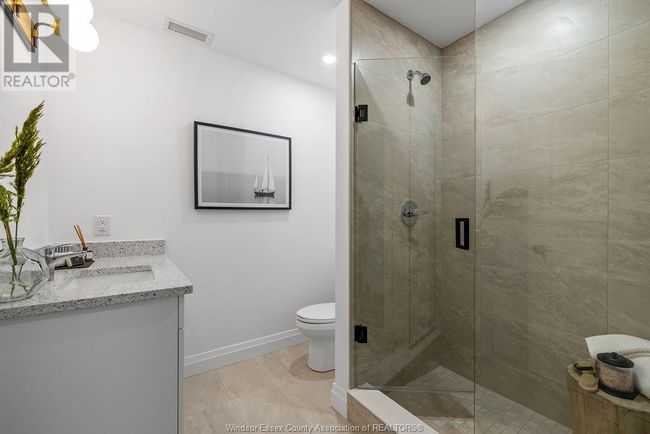 406 - 3817 Howard Ave, Condo with 2 bedrooms, 2 bathrooms and null parking in Windsor ON | Image 13