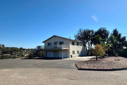 15045 Heath Dr, Poway, CA, 92064-2417 | Card Image