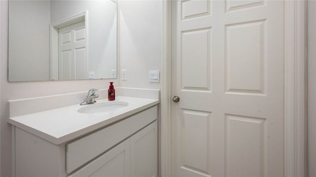549 Benedictine Ter, House other with 4 bedrooms, 2 bathrooms and null parking in SEBASTIAN FL | Image 15