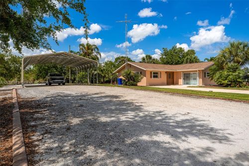 256 Cumquat Rd Nw, LAKE PLACID, FL, 33852-9746 | Card Image