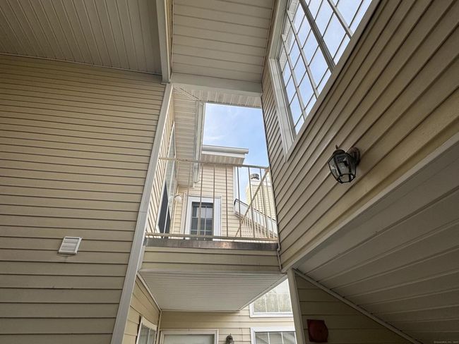 282 - 282 Carriage Crossing Ln, Condo with 1 bedrooms, 1 bathrooms and 2 parking in Middletown CT | Image 4