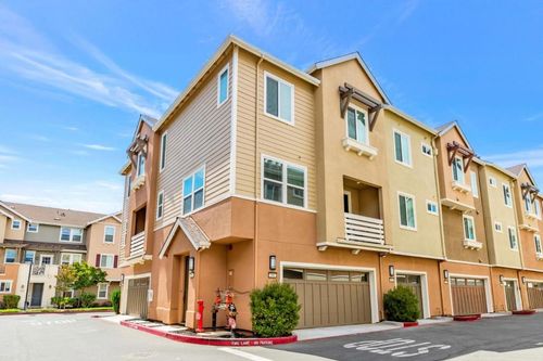 196 Lewis Ln, Morgan Hill, CA, 95037-8022 | Card Image