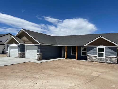 1506 Tverdy Ln, Buhl, ID, 83316-6004 | Card Image