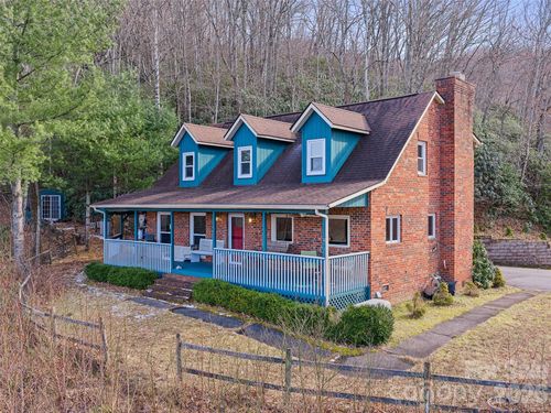 126 Wildflower Cove Dr, Swannanoa, NC, 28778-3727 | Card Image