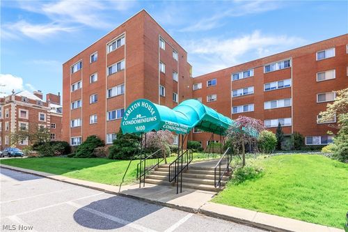 507-16100 Van Aken Blvd, Shaker Heights, OH, 44120-5305 | Card Image