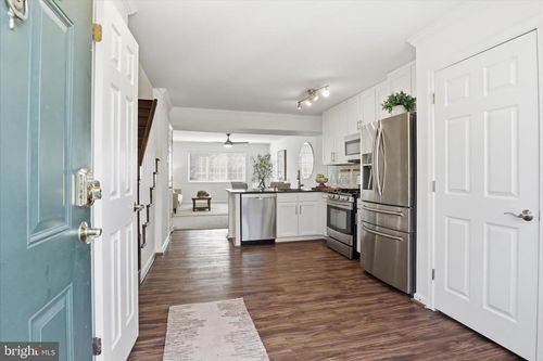 1467 N Van Dorn St, ALEXANDRIA, VA, 22304-1920 | Card Image