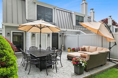unit-117-50 Hubbard Ln, Southampton, NY, 11968-3946 | Card Image