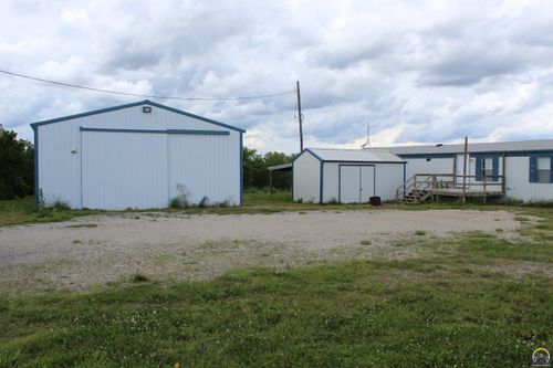 1065 Sand Creek Rd, Pomona, KS, 66076-8700 | Card Image