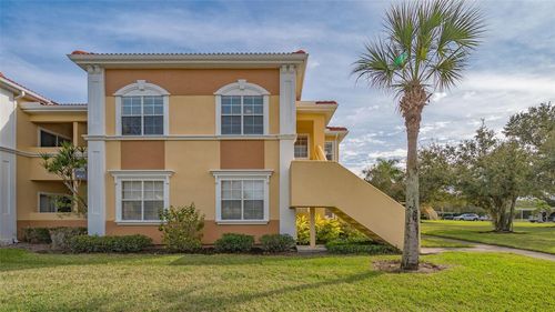 unit-204-1020 Villagio Cir, SARASOTA, FL, 34237-3669 | Card Image
