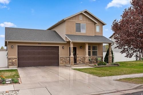 1001 Chatham Dr, North Salt Lake, UT, 84054-6117 | Card Image