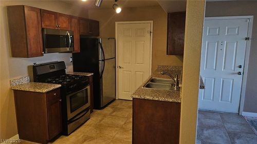 817-2120 Ramrod Ave, Henderson, NV, 89014-2012 | Card Image