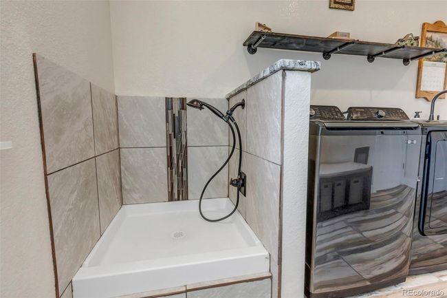 Main Level Dog Wash | Image 22