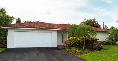 905 Sunset Rd, Boynton Beach, FL, 33435-7956 | Card Image