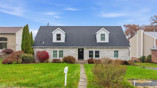 152 Buss Rd, Aliquippa, PA, 15001-4706 | Card Image