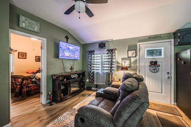 4155 State Route 949, Home with 2 bedrooms, 1 bathrooms and null parking in Dunmor KY | Image 4