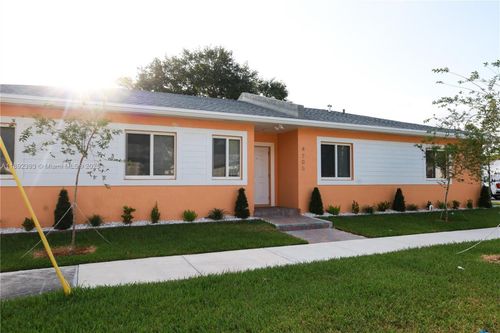 4705-1795 Nw 47th St, MIAMI, FL, 33142-4042 | Card Image