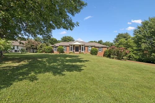 911 Steeplechase Dr, Brentwood, TN, 37027-7460 | Card Image