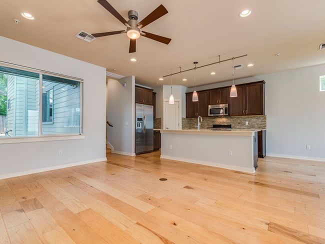 B - 4006 Valley View Rd, House other with 3 bedrooms, 3 bathrooms and null parking in Austin TX | Image 6