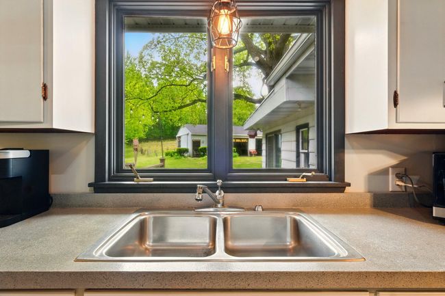 2877 Bessemer Rd, House other with 3 bedrooms, 2 bathrooms and null parking in Coloma MI | Image 17