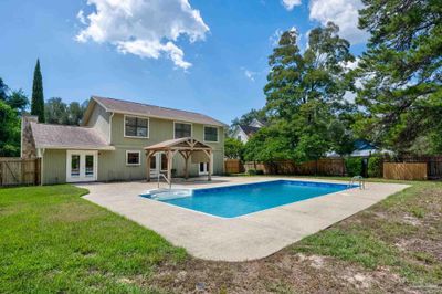 607 Samana Way, House other with 4 bedrooms, 3 bathrooms and 2 parking in Niceville FL | Image 2