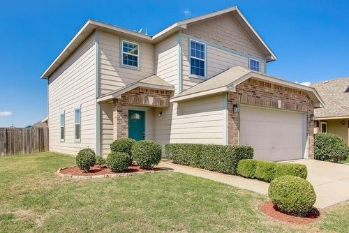10540 Flagstaff Run, Fort Worth, TX, 76140-6571 | Card Image