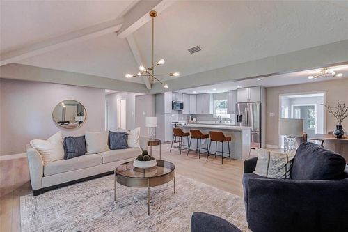 907 Kip Ln, Pinehurst, TX, 77362-3549 | Card Image