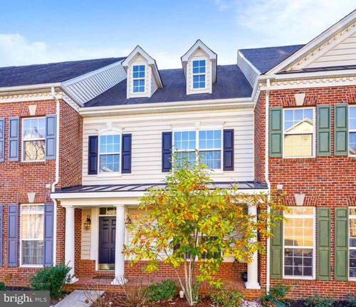 5033 Softwood Ln, WOODBRIDGE, VA, 22192-8321 | Card Image