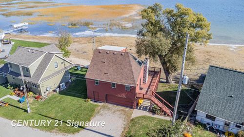 362 N Linwood Beach Rd, Linwood, MI, 48634-9201 | Card Image