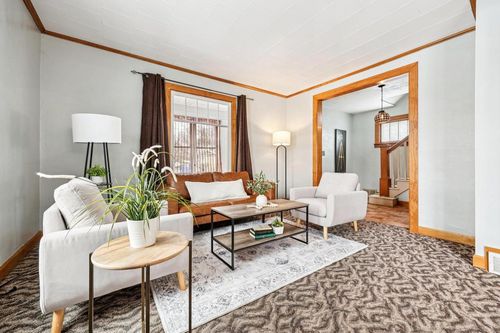 517 W Cady St, Watertown, WI, 53094-7610 | Card Image