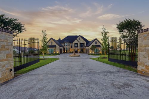137 Angelina Dr, Aledo, TX, 76008-6015 | Card Image
