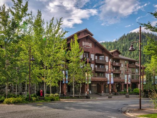 418b-2036 London Lane, Whistler, BC, V8E0H4 | Card Image