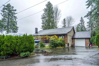 9209 Norum Rd, House other with 3 bedrooms, 3 bathrooms and 5 parking in Delta BC | Image 1