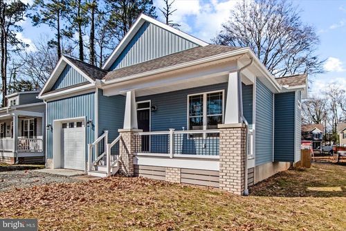 133 6th St, Colonial Beach, VA, 22443-1713 | Card Image