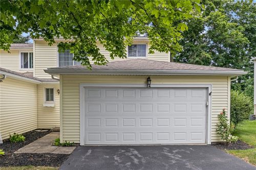 24 Bucklebury Hill, Perinton, NY, 14450 | Card Image