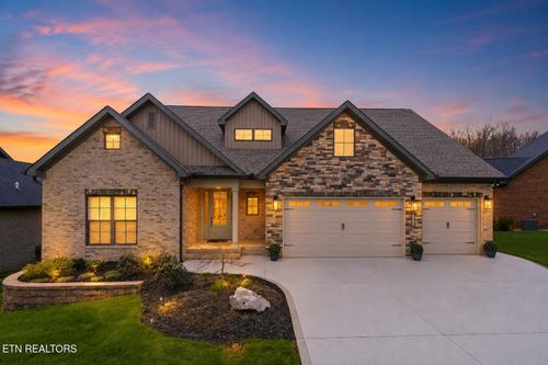 12166 Broady Glen Ln, Knoxville, TN, 37932-2752 | Card Image