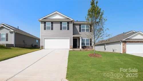 135 Callie River Ct, Clyde, NC, 28721-0709 | Card Image