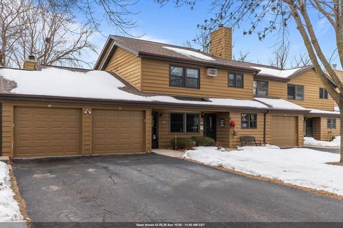 11-921 Babcock Street, NEENAH, WI, 54956 | Card Image