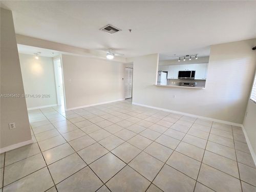 201-1627 Nw 18th St, Miami, FL, 33125-2401 | Card Image